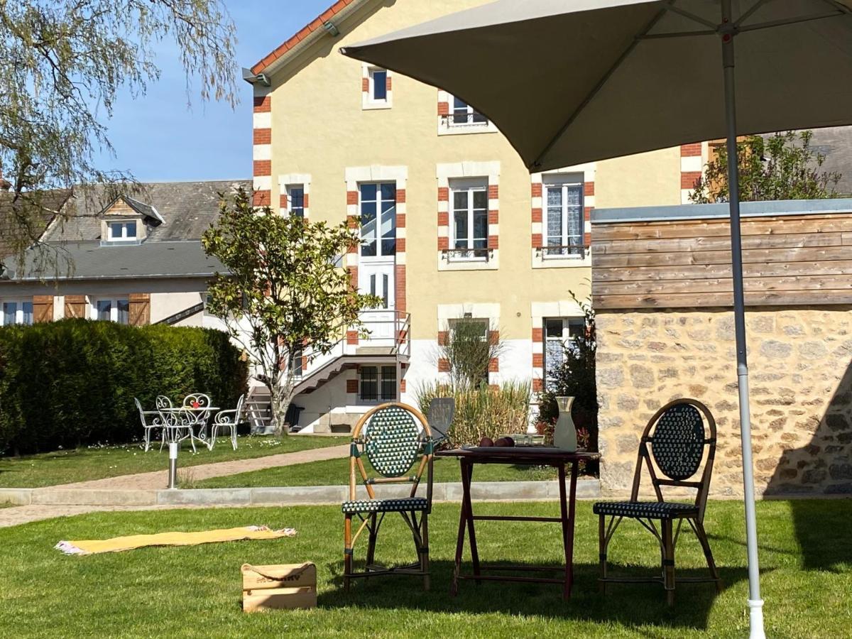 La Chtite Creuse - Chambres D'Hotes - Parking - Abri 2 Roues Boussac  Exterior photo